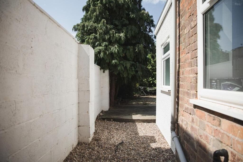 Riverside Park House Villa Leicester Dış mekan fotoğraf