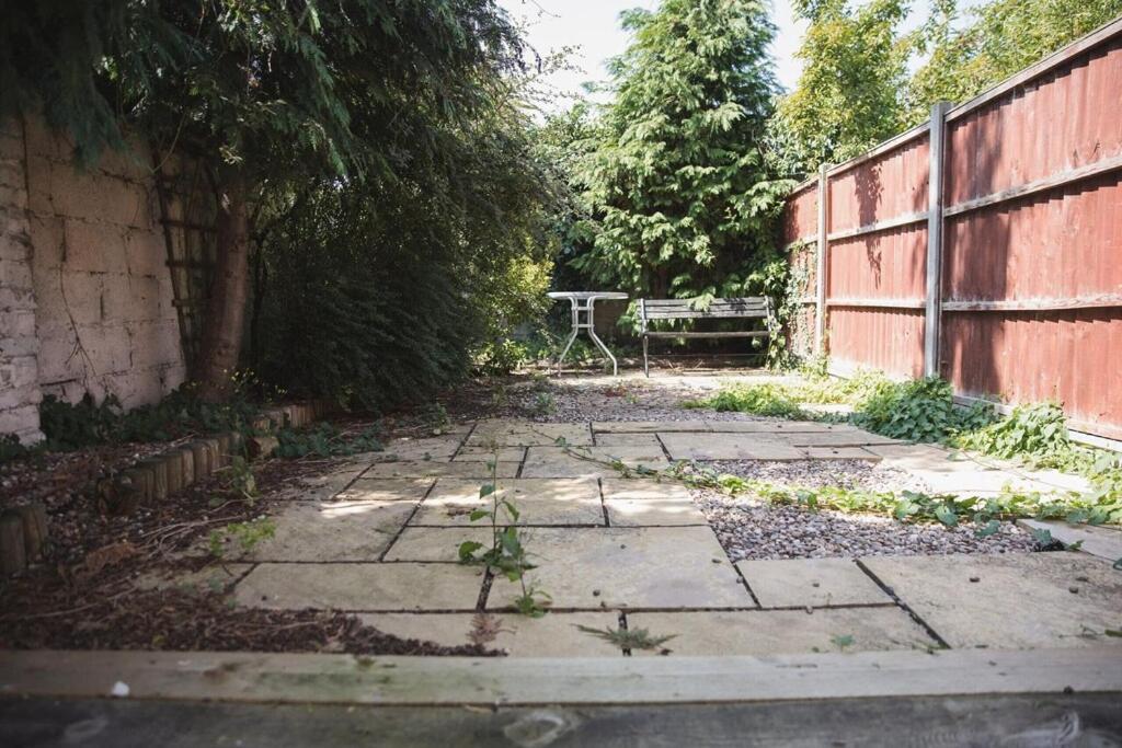 Riverside Park House Villa Leicester Dış mekan fotoğraf